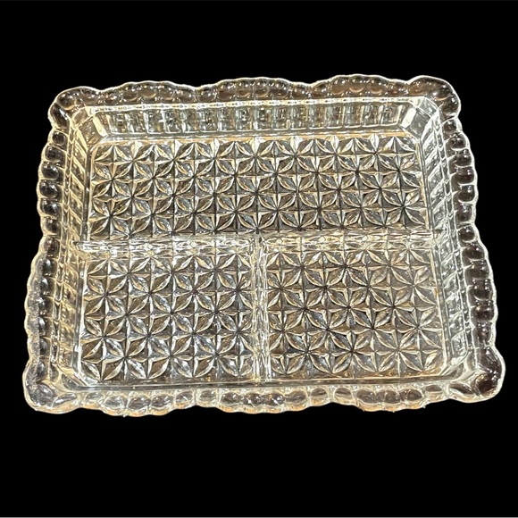 Vintage Relish or Serving Divided Pressed Glass Diamond Cubist Dish Tray - Picture 10 of 10